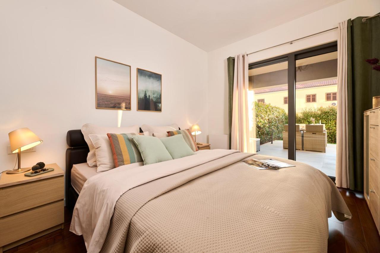 Spada Brand New Apartment With Garden 3 Min From Beach! Poreč Exteriör bild
