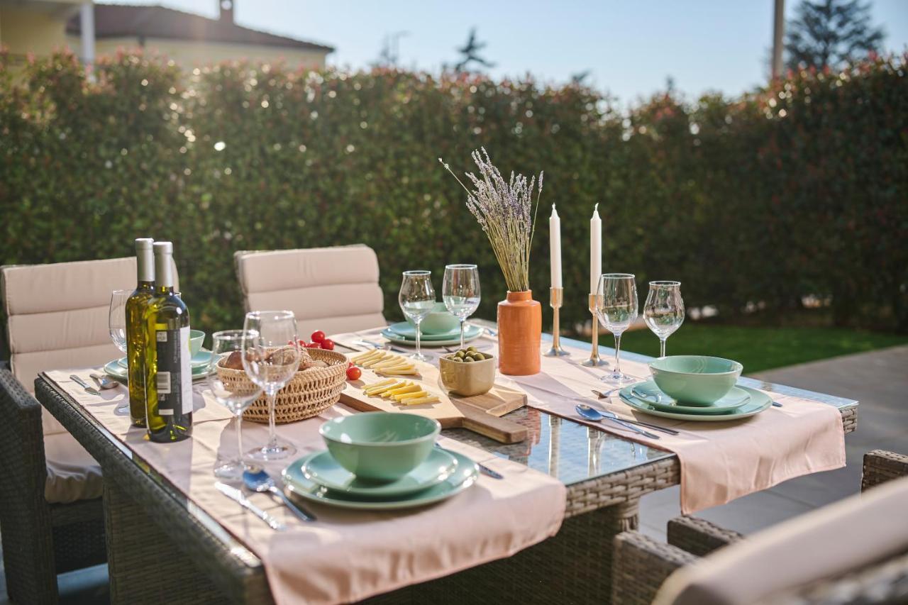 Spada Brand New Apartment With Garden 3 Min From Beach! Poreč Exteriör bild